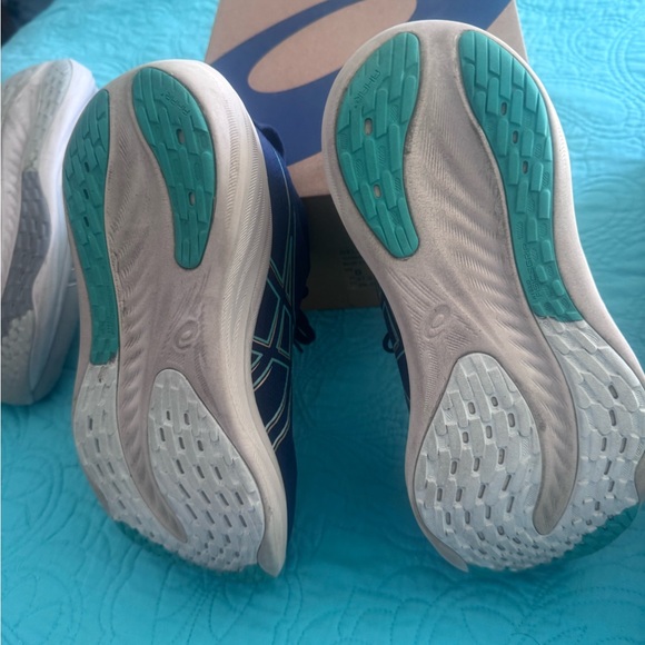 Asics Navy and Teal Athletic Shoes - Picture 10 of 10